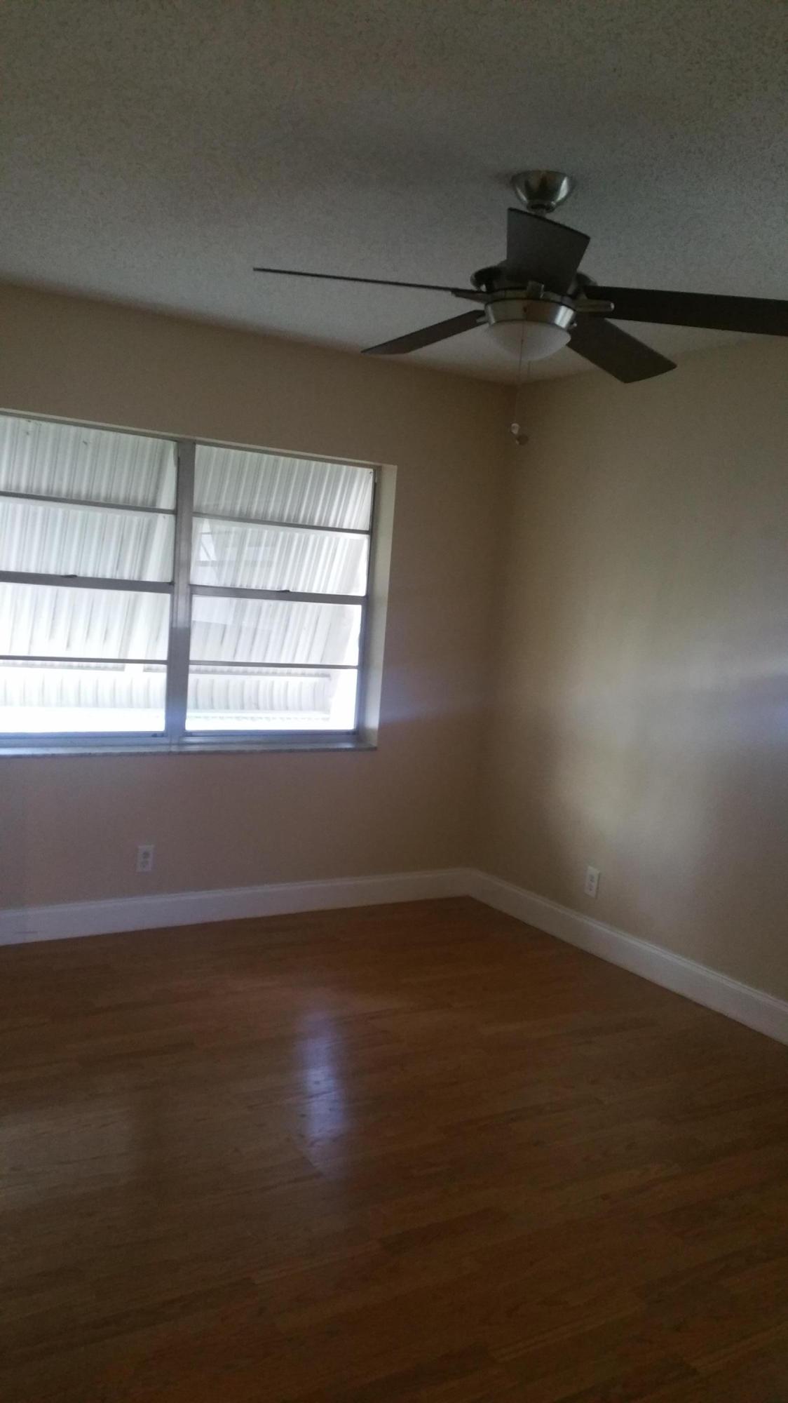 22447 Southwest 56th Avenue Boca Raton, FL 33433 - Photo 7 of 11 20160302_171759