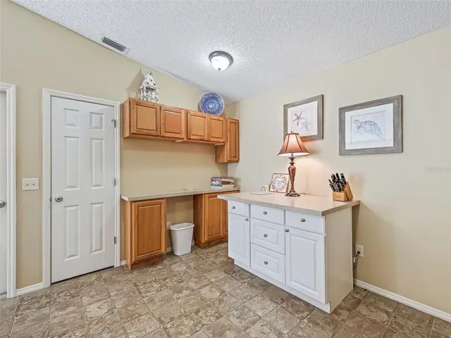 $2,400 | 1322 Hollyberry Place, The Villages, FL 32162