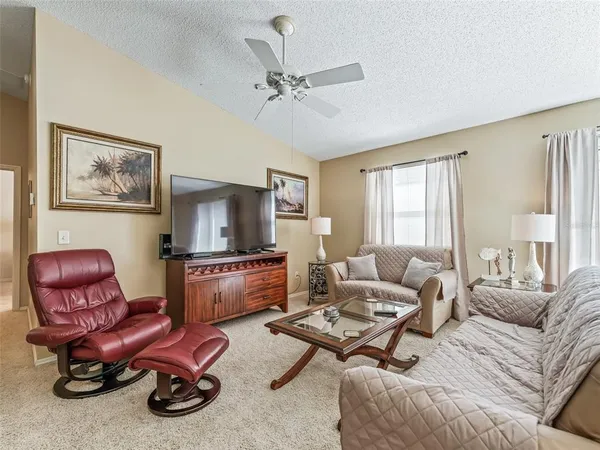 $2,400 | 1322 Hollyberry Place, The Villages, FL 32162