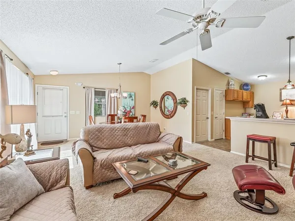 $2,400 | 1322 Hollyberry Place, The Villages, FL 32162