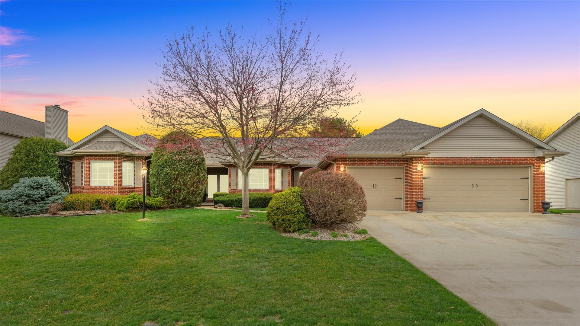 4302 Curtis Meadow Drive Champaign, IL 61822 - Photo 3 of 70