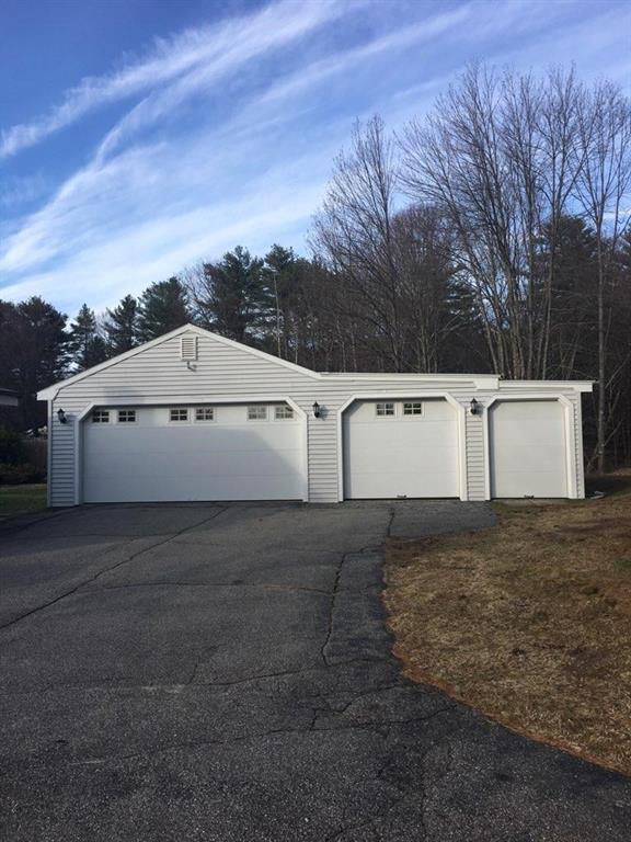 149 River Road Topsham, ME 04086 - Photo 3 of 18 Photo