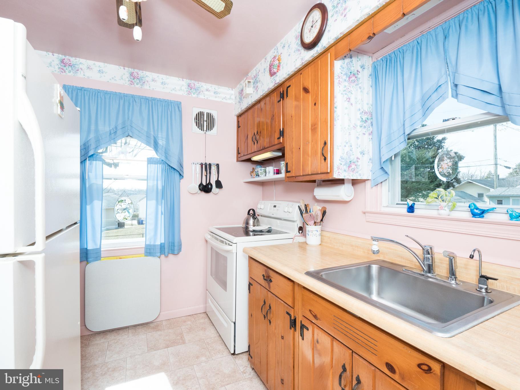 1805 Forrest Road Baltimore, MD 21234 - Photo 15 of 40