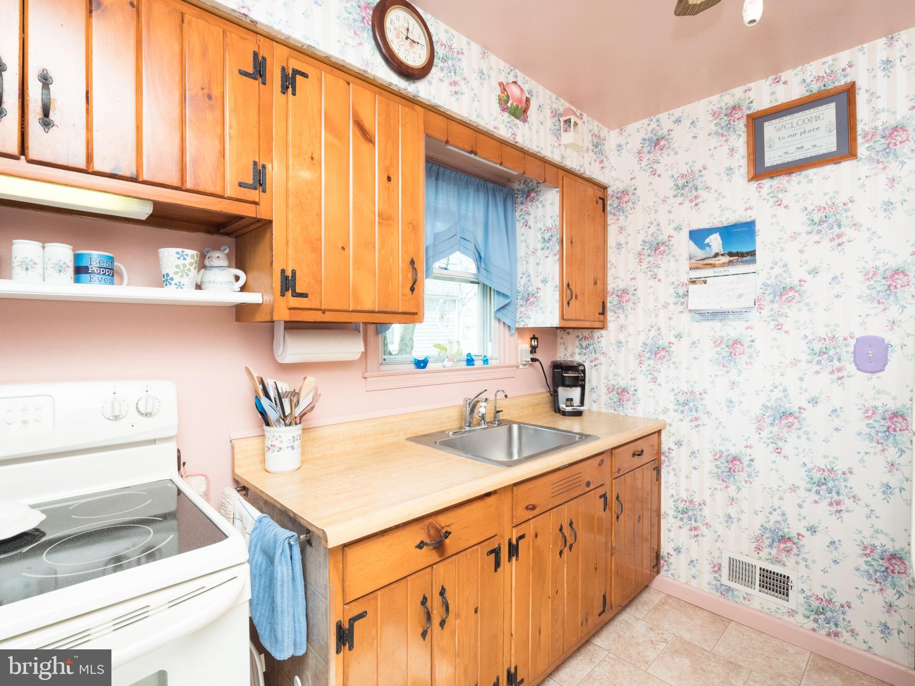 1805 Forrest Road Baltimore, MD 21234 - Photo 16 of 40