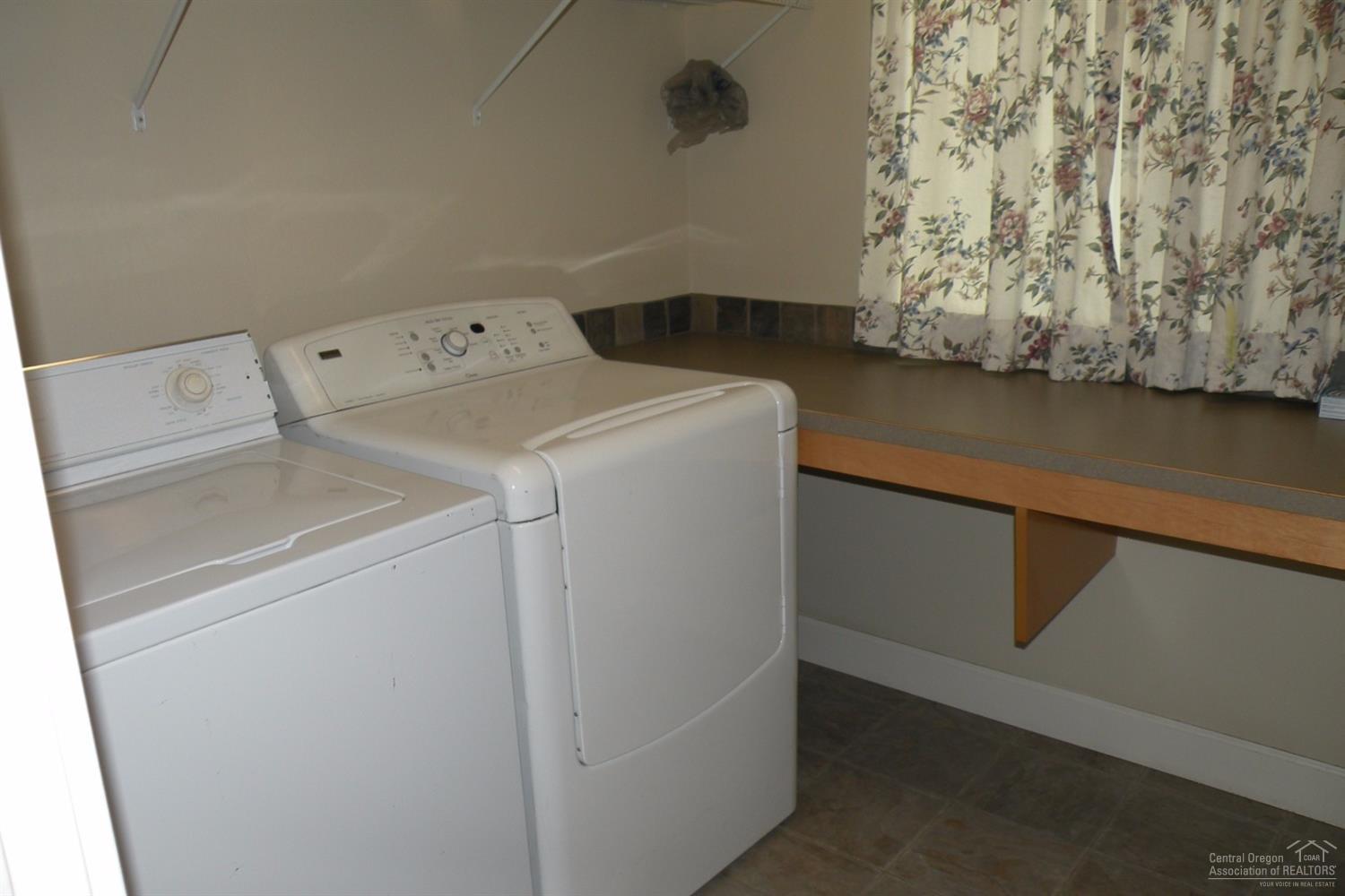 21331 Pecoraro Loop Bend, OR 97701 - Photo 9 of 13 Additional Photo