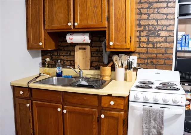 $650,000 | 93 Warren Avenue, East Providence, RI 02914