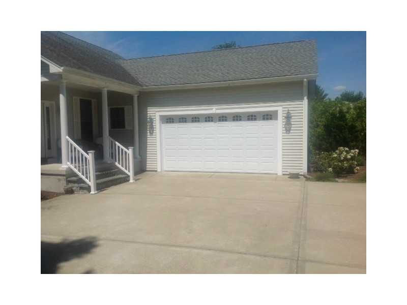 10 Shadow Ridge Drive Richmond, RI 02812 - Photo 3 of 13 Exterior Front.