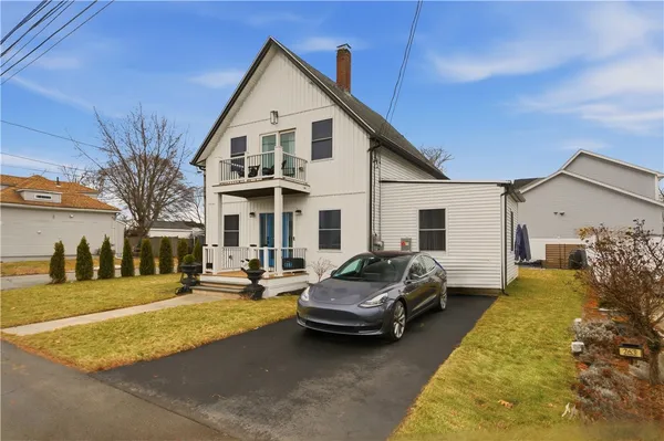$650,000 | 269 Bellman Avenue, Warwick, RI 02889