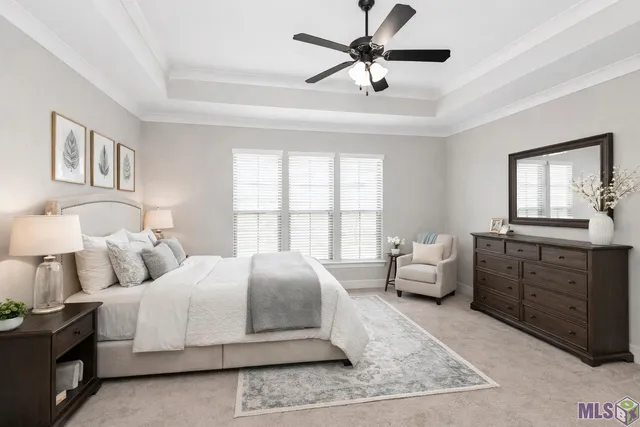 $299,900 | 28048 Memorial Lane, Denham Springs, LA 70726