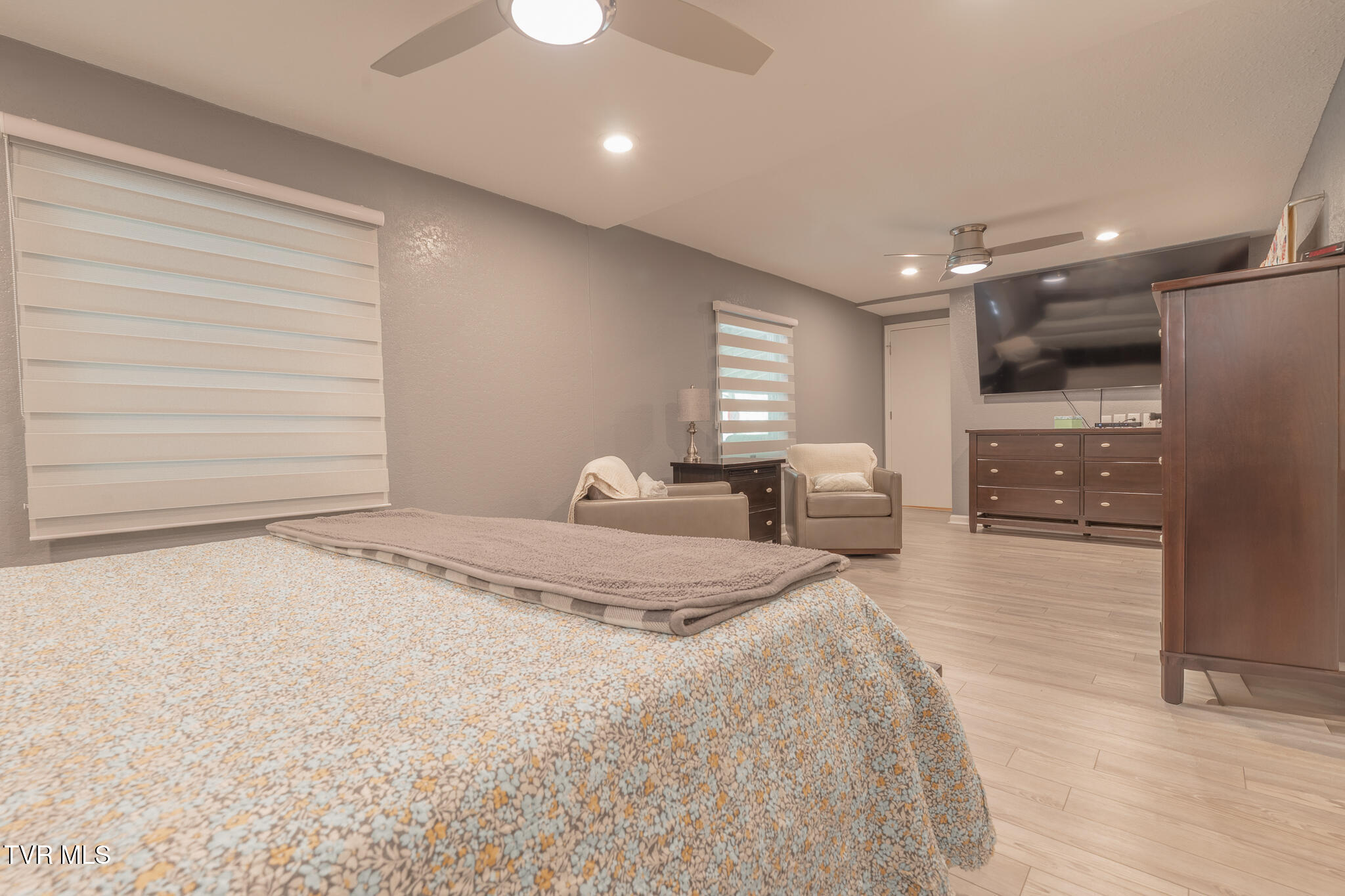 9266 Forest Road Coeburn, VA 24230 - Photo 12 of 34 9266 Forest Rd-6426-HDR (1)