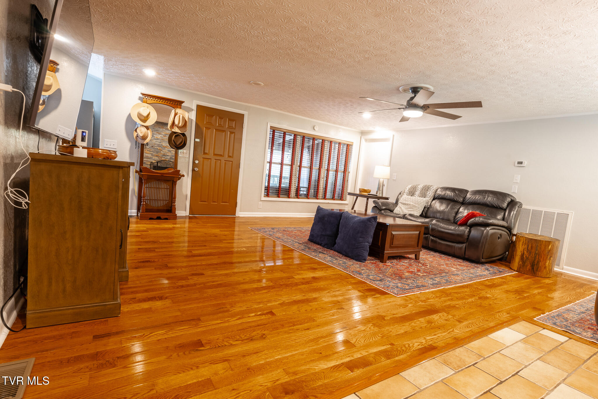 9266 Forest Road Coeburn, VA 24230 - Photo 8 of 34 9266 Forest Rd-6407-HDR