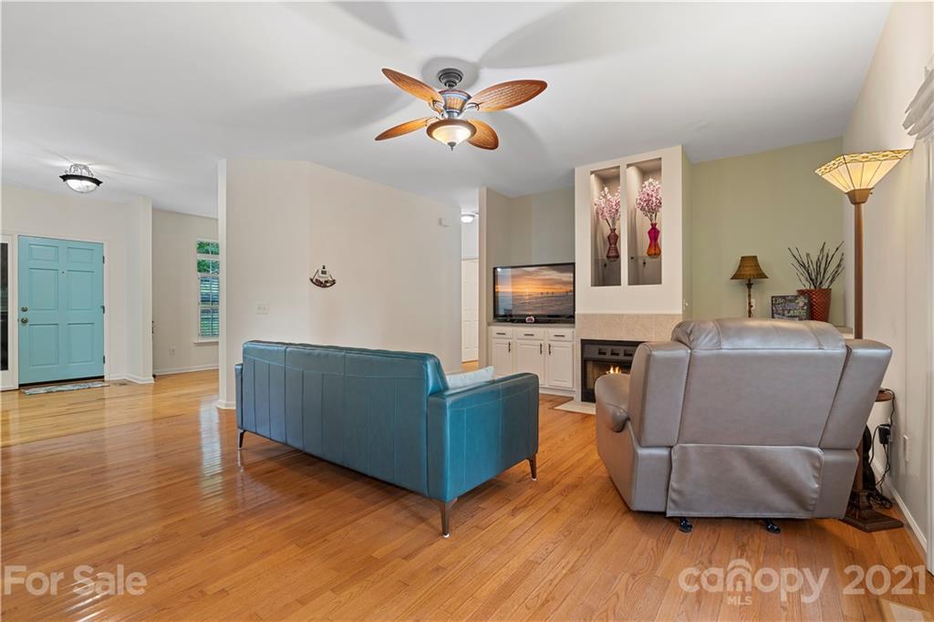 8303 Pine Lake Road Denver, NC 28037 - Photo 13 of 41 Gallery Image 13