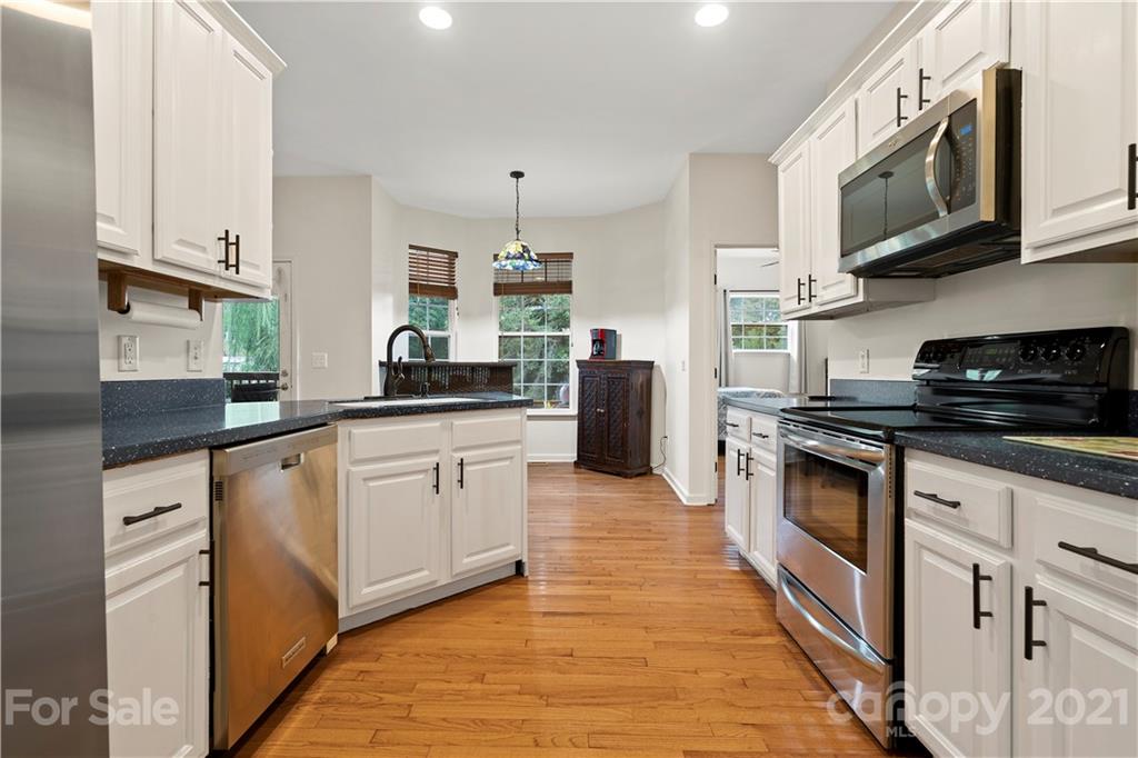 8303 Pine Lake Road Denver, NC 28037 - Photo 18 of 41 Gallery Image 18