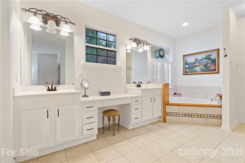 8303 Pine Lake Road Denver, NC 28037 - Photo 23 of 41 Gallery Image 23