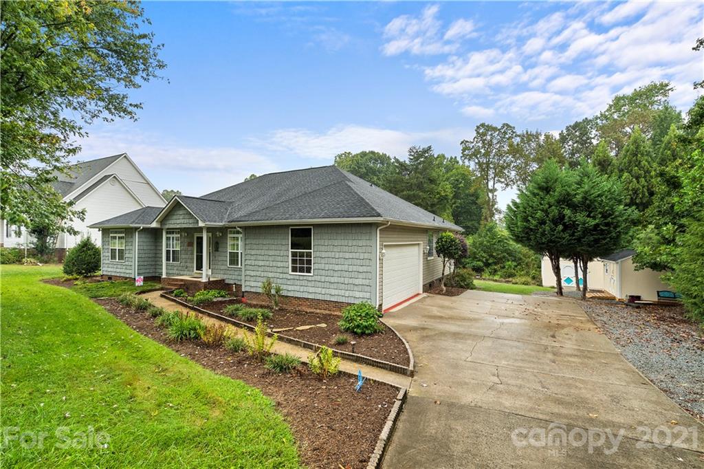 8303 Pine Lake Road Denver, NC 28037 - Photo 38 of 41 Gallery Image 38