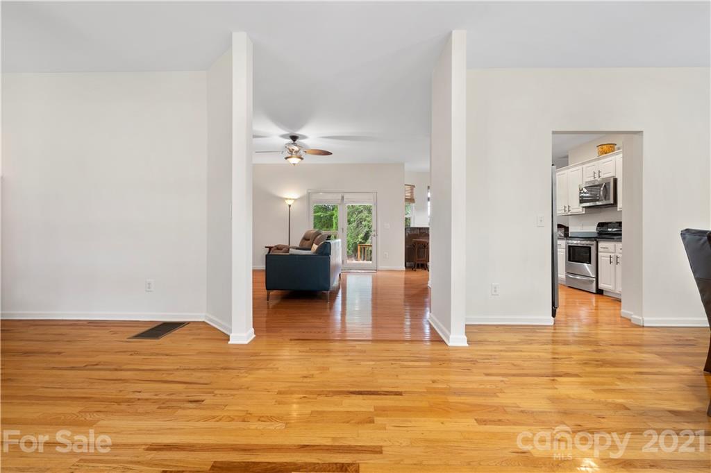 8303 Pine Lake Road Denver, NC 28037 - Photo 10 of 41 Gallery Image 10