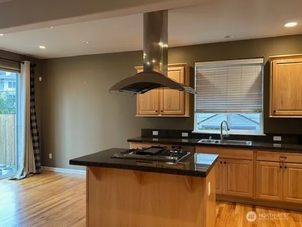 $4,500 | 9927 187th Court Northeast, Redmond, WA 98052