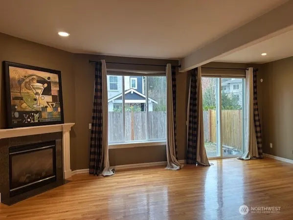 $4,500 | 9927 187th Court Northeast, Redmond, WA 98052