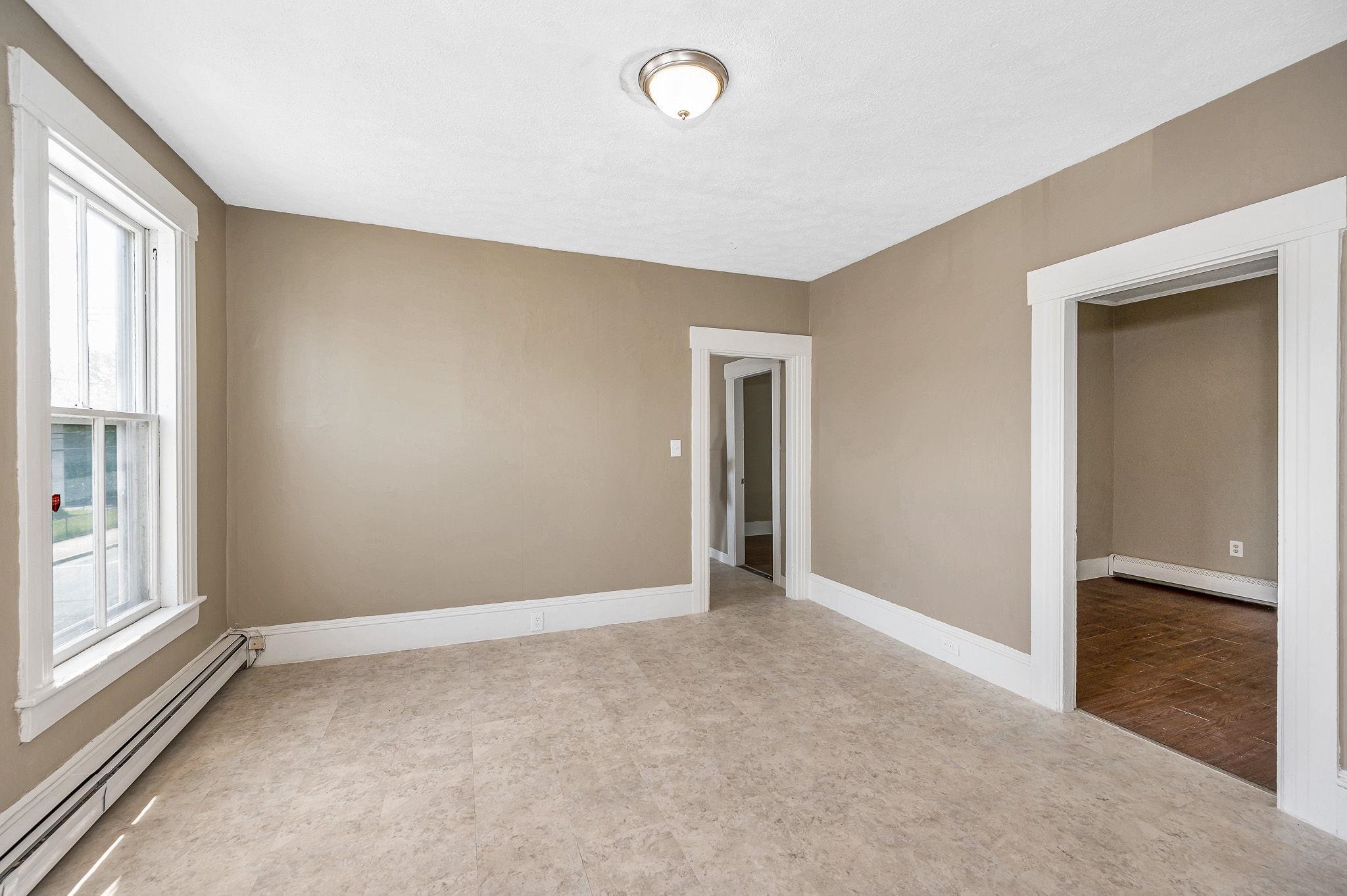 247 Spruce Street, Unit 2 Manchester, NH 03103 - Photo 11 of 26