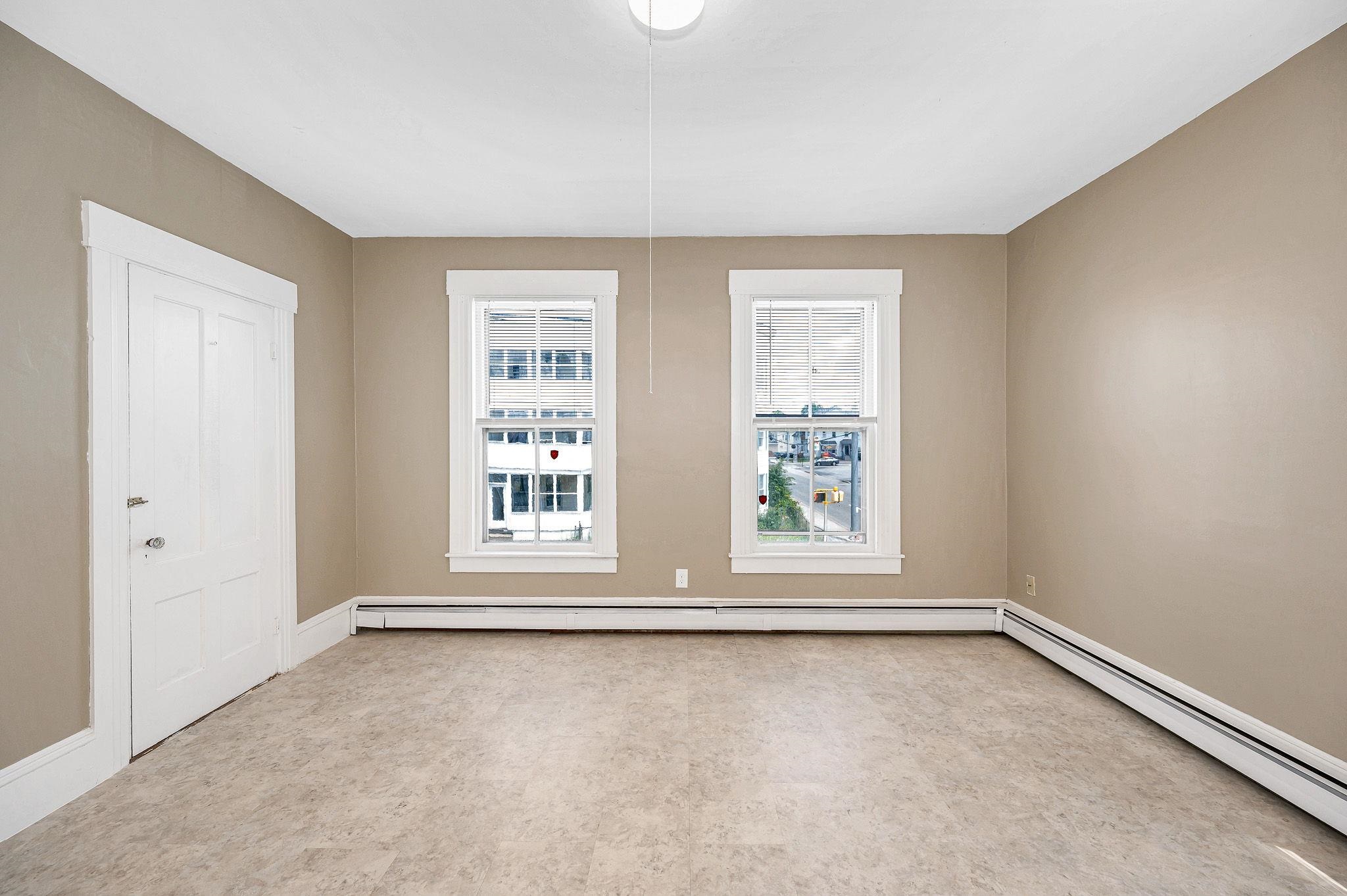 247 Spruce Street, Unit 2 Manchester, NH 03103 - Photo 13 of 26