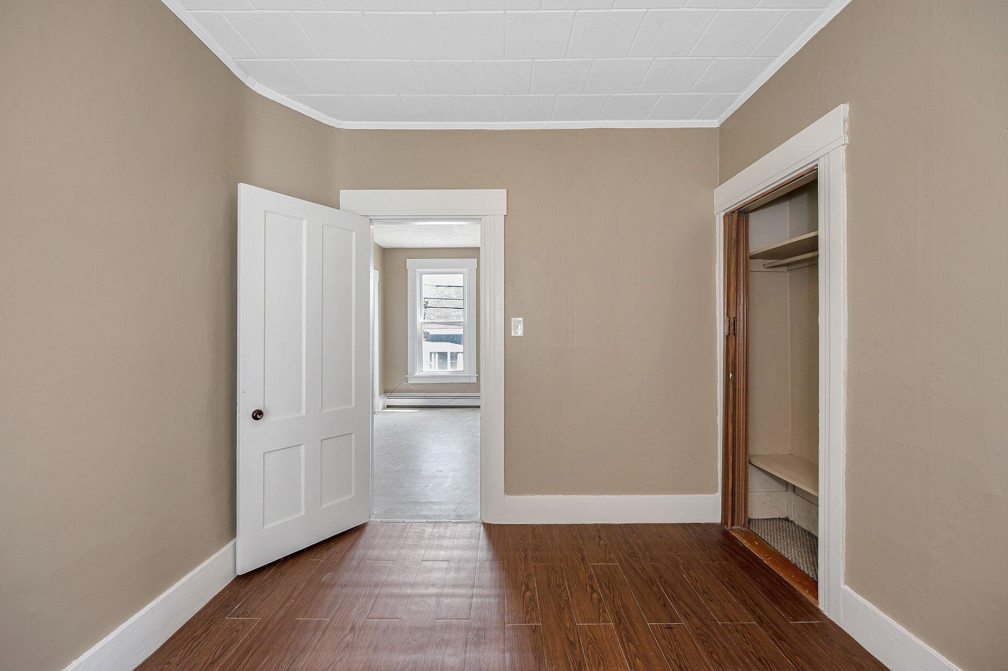 247 Spruce Street, Unit 2 Manchester, NH 03103 - Photo 20 of 26