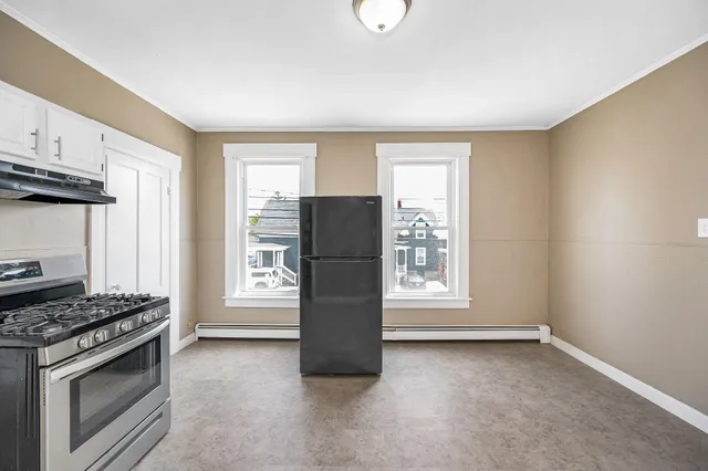 $2,125 | 247 Spruce Street, Unit 2, Manchester, NH 03103