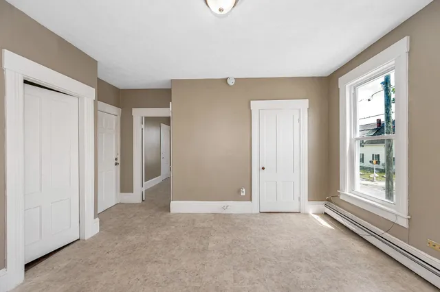 $2,125 | 247 Spruce Street, Unit 2, Manchester, NH 03103