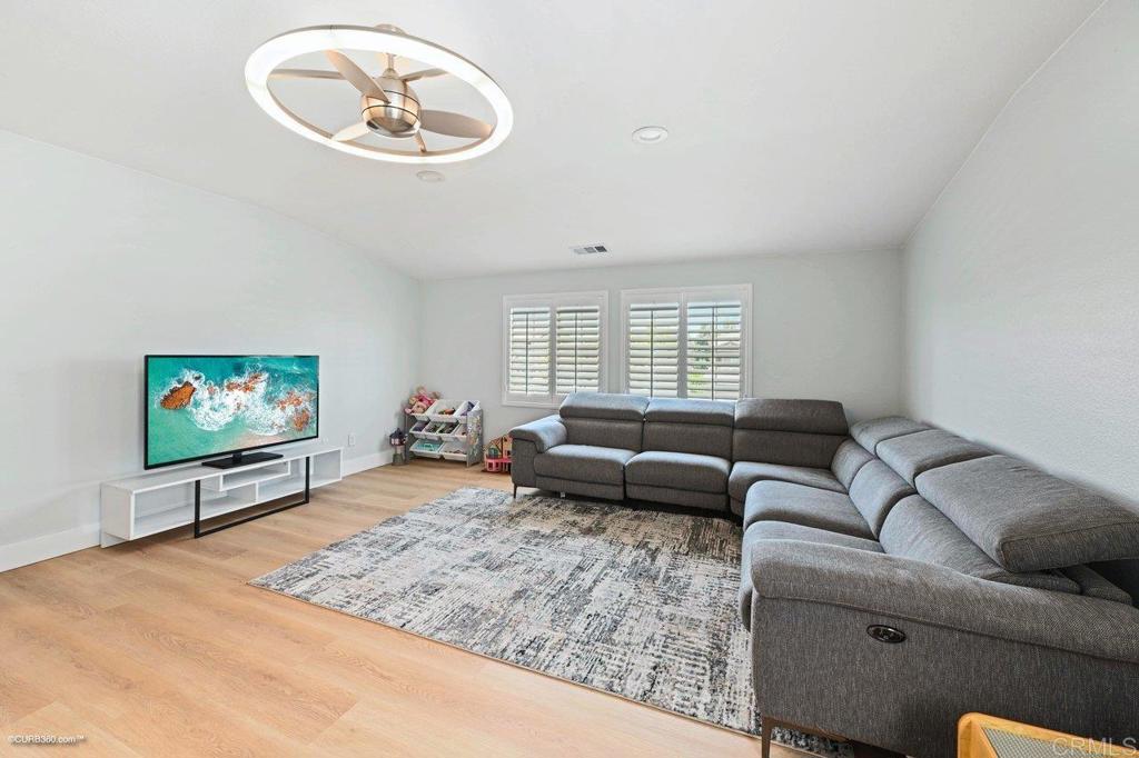 33679 Abbey Road Temecula, CA 92592 - Photo 18 of 22