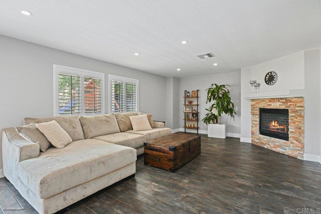 33679 Abbey Road Temecula, CA 92592 - Photo 9 of 22