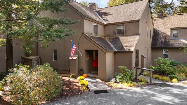 $499,903 | 3 Waterview Drive, Grantham, NH 03753