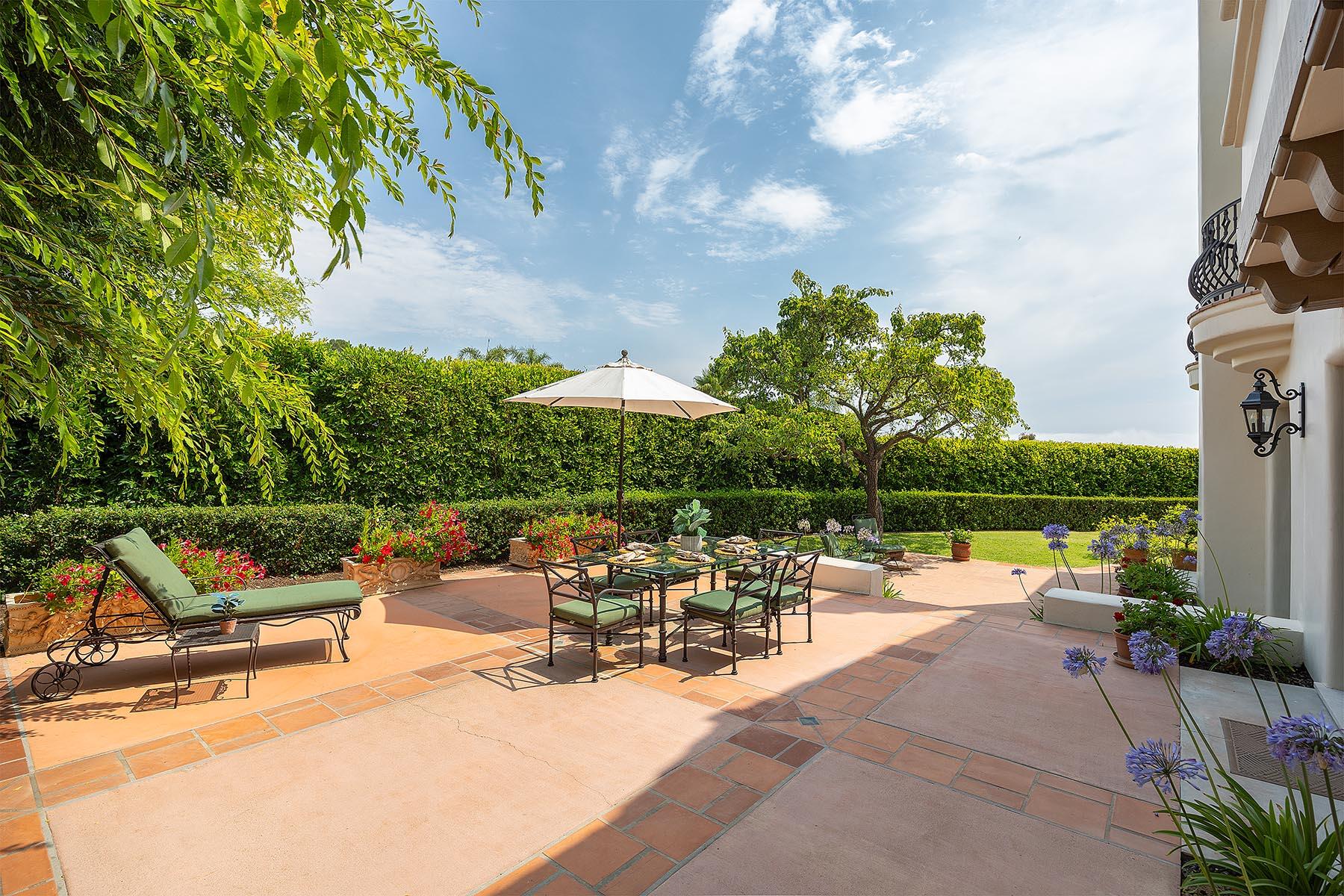 2220 Santiago Road Santa Barbara, CA 93103 - Photo 21 of 32 Side Patio off DR/LR