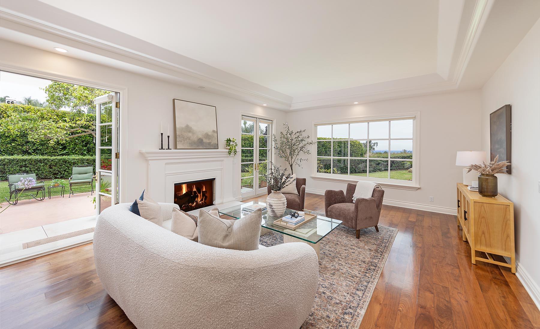 2220 Santiago Road Santa Barbara, CA 93103 - Photo 5 of 32 Ocean View Living Room