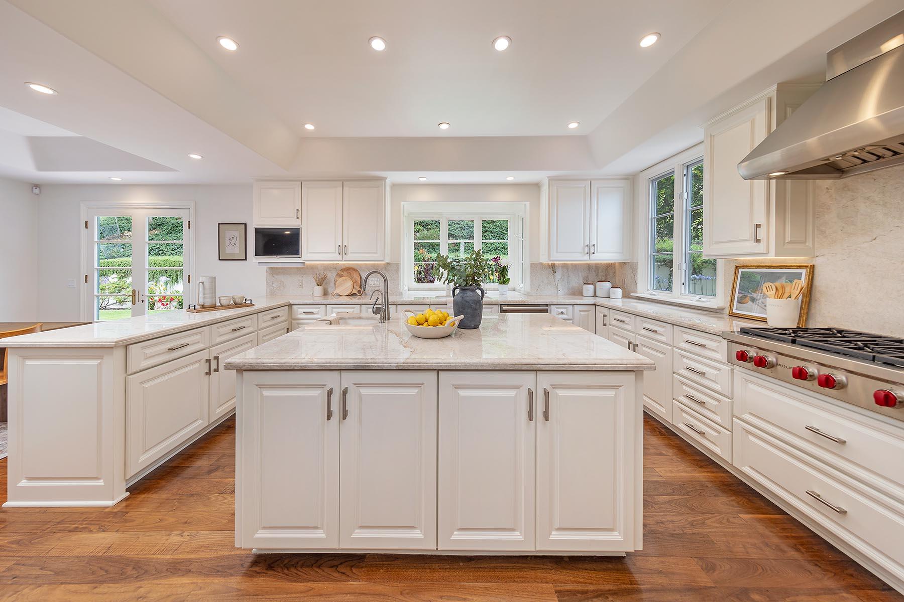 2220 Santiago Road Santa Barbara, CA 93103 - Photo 7 of 32 State-of-the-art Kitchen