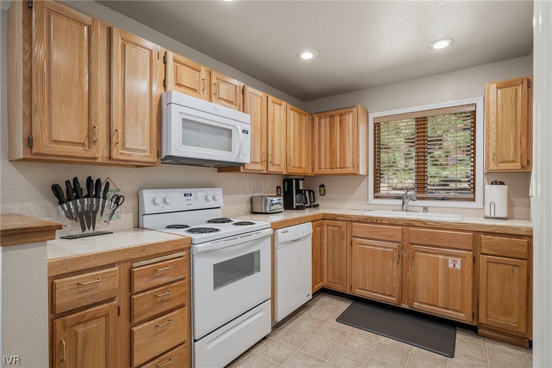 931 Incline Way, Unit 251 Incline Village, NV 89451 - Photo 9 of 23 Gallery Image 9