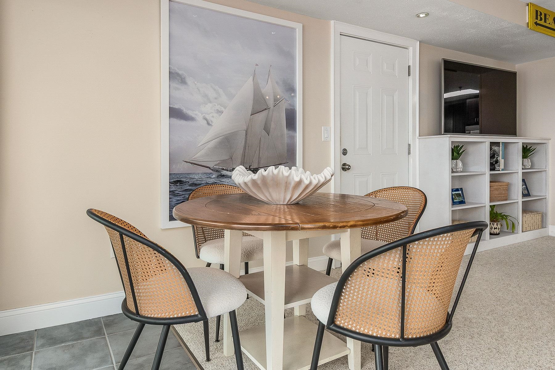591 Ocean Boulevard, Unit 6 Hampton, NH 03842 - Photo 7 of 36