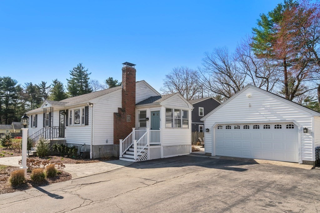 56 Harding Road Walpole, MA 02081 - Photo 2 of 24 Gallery Image 2
