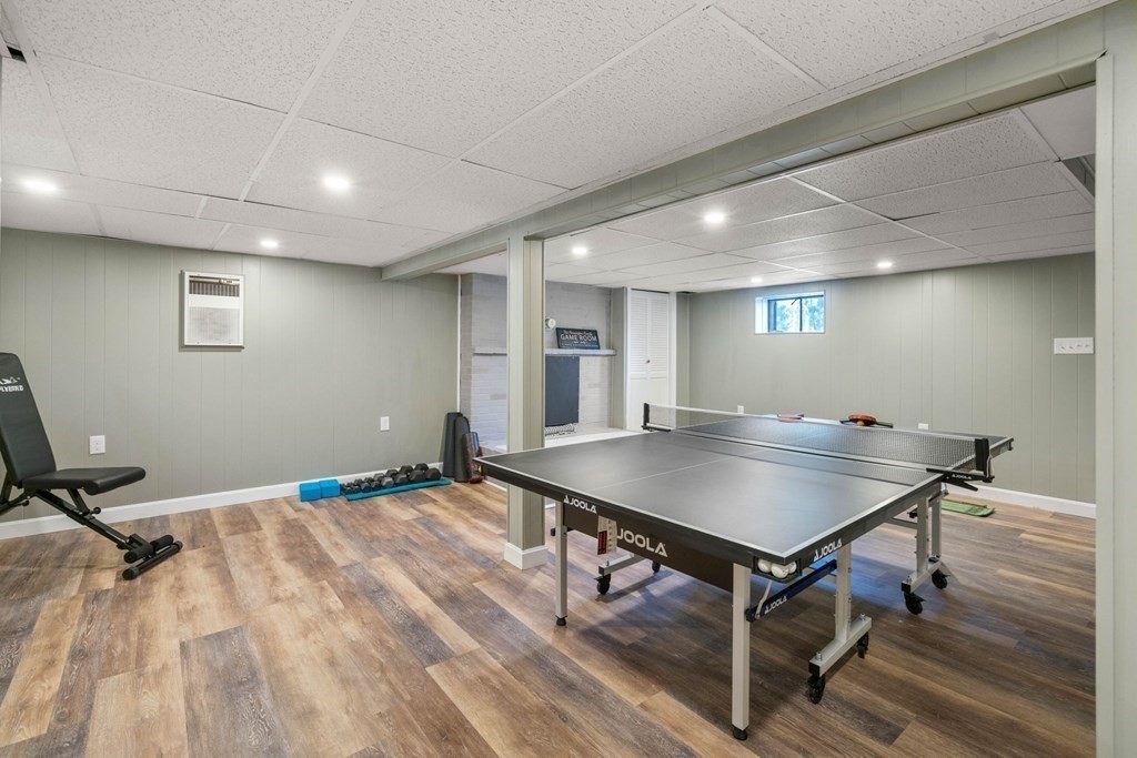 56 Harding Road Walpole, MA 02081 - Photo 21 of 24 Gallery Image 21