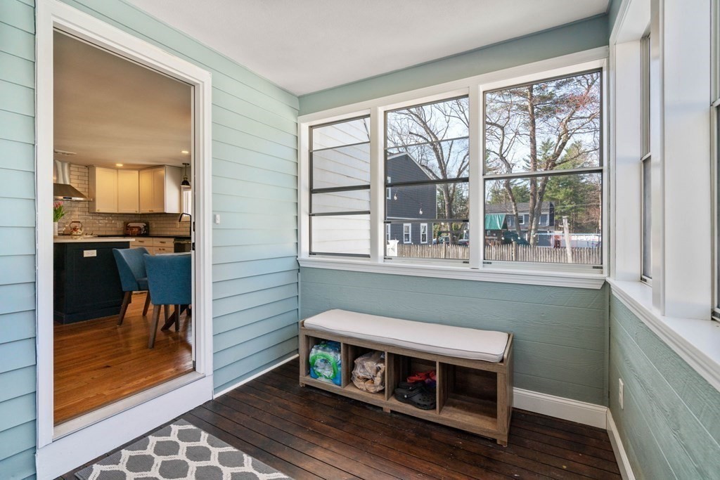 56 Harding Road Walpole, MA 02081 - Photo 3 of 24 Gallery Image 3