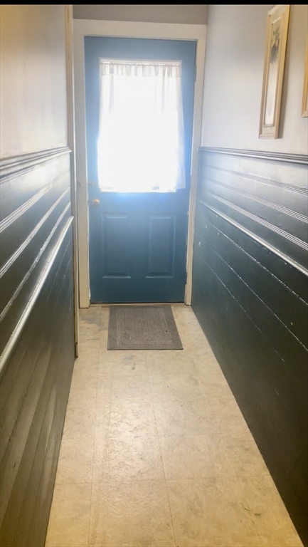207 Rodman Street Fall River, MA 02721 - Photo 8 of 36