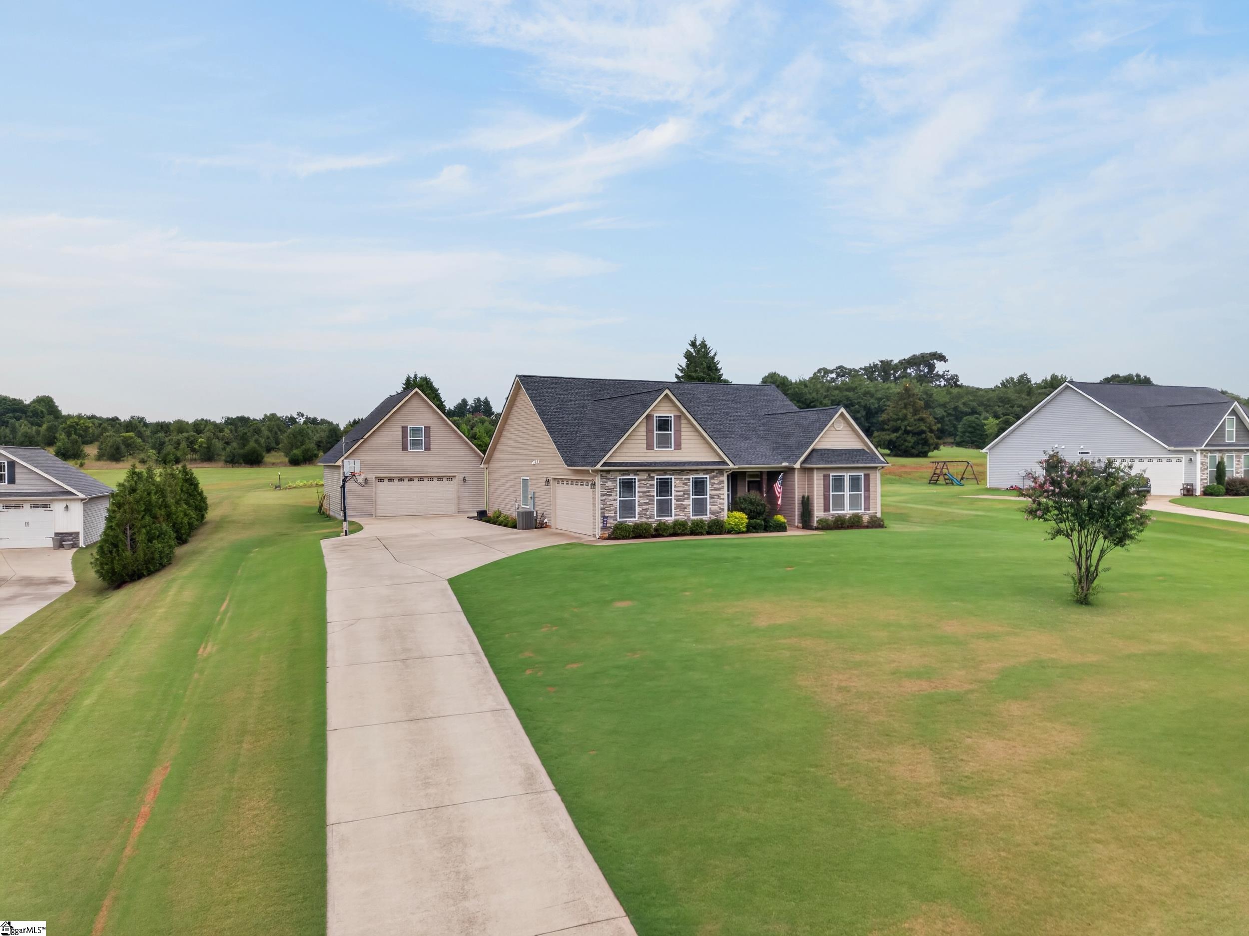 545 Weatherly Road Inman, SC 29349 - Photo 2 of 46 Gallery Image 2
