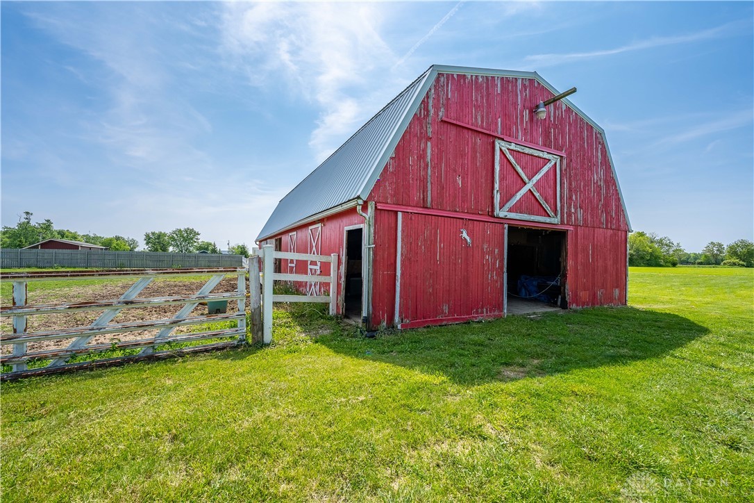 9852 Markley Road Laura, OH 45337 - Photo 17 of 25 Gallery Image 17