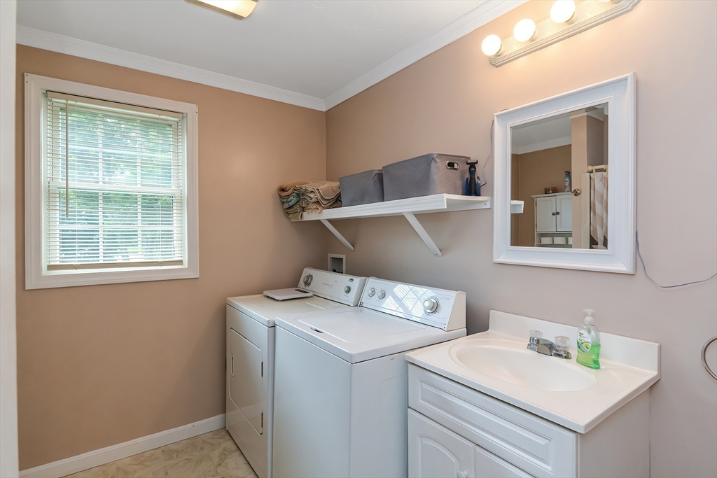 71 East Charlton Road Spencer, MA 01562 - Photo 35 of 42 Gallery Image 35