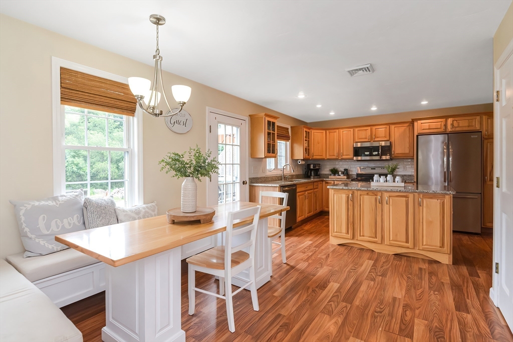 71 East Charlton Road Spencer, MA 01562 - Photo 8 of 42 Gallery Image 8