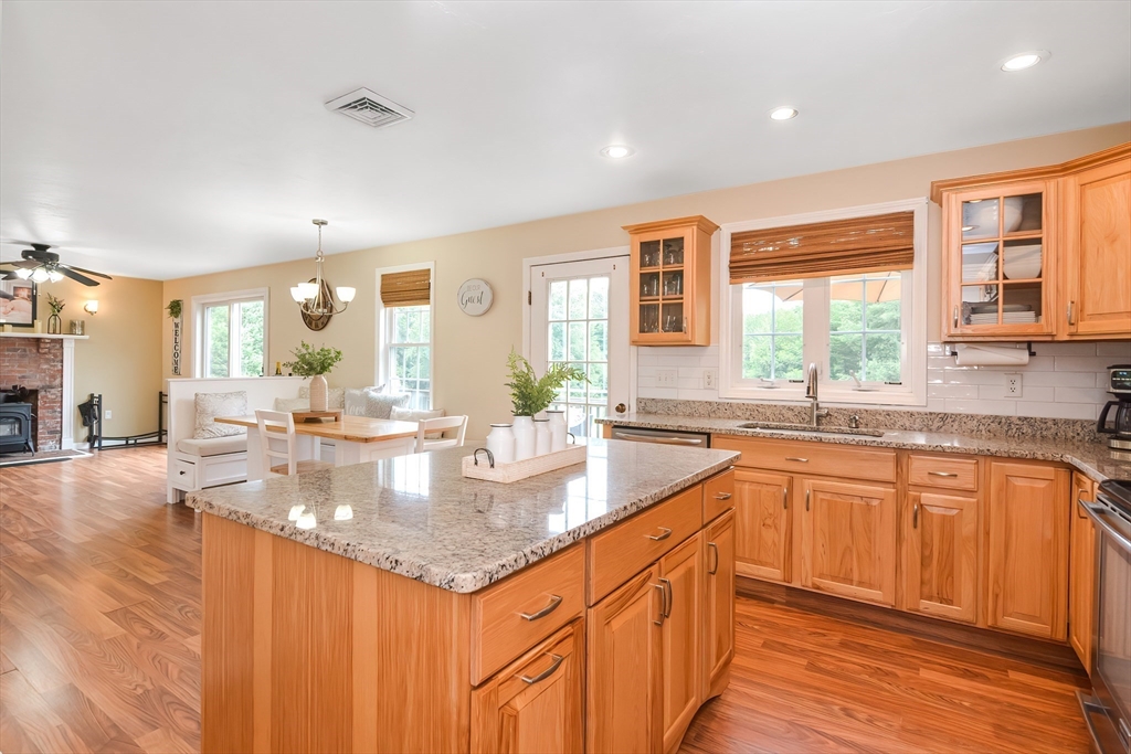 71 East Charlton Road Spencer, MA 01562 - Photo 10 of 42 Gallery Image 10