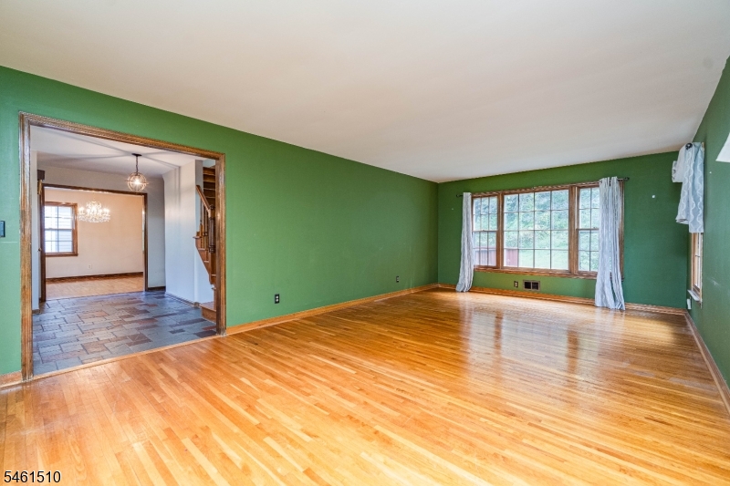 199 Casterline Road Denville, NJ 07834 - Photo 5 of 32 Gallery Image 5