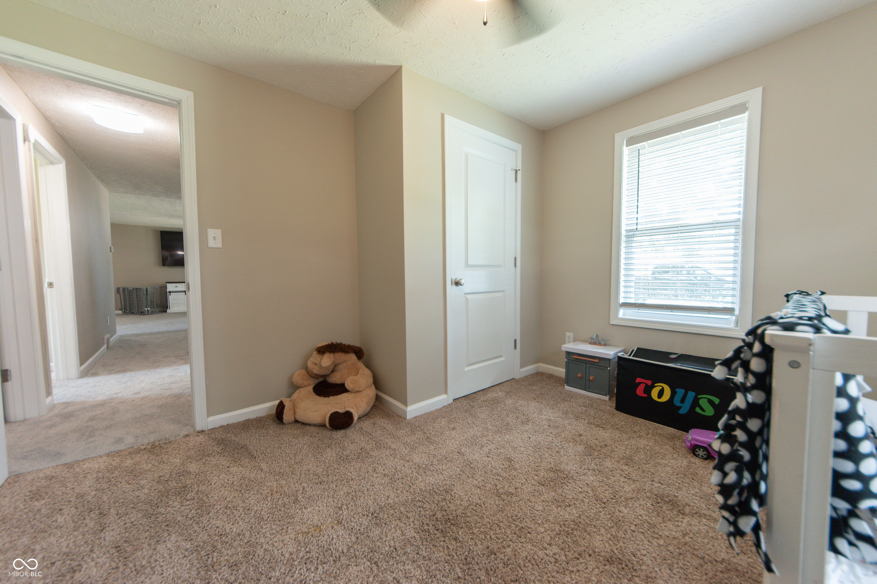 649 Collier Street Columbus, IN 47201 - Photo 17 of 28