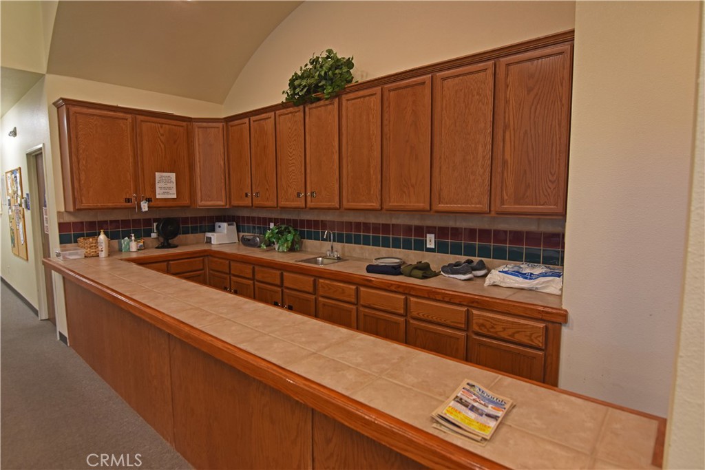 11614 Ridgemark Road Apple Valley, CA 92308 - Photo 8 of 12