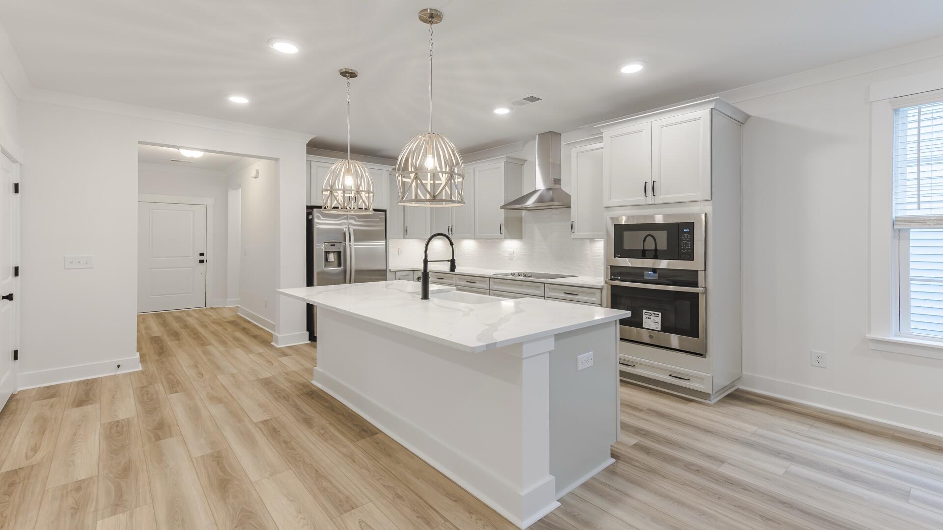 416 Cadbury Loop Summerville, SC 29486 - Photo 7 of 24 Kitchen