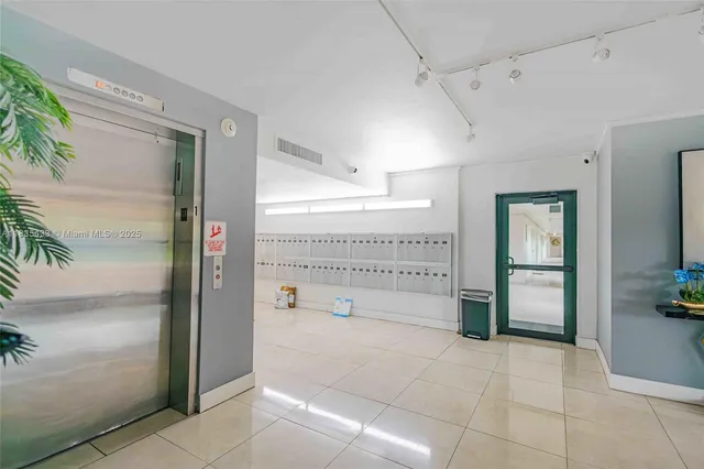 $2,850 | 2751 North Palm Aire Drive, Unit 310, Pompano Beach, FL 33069