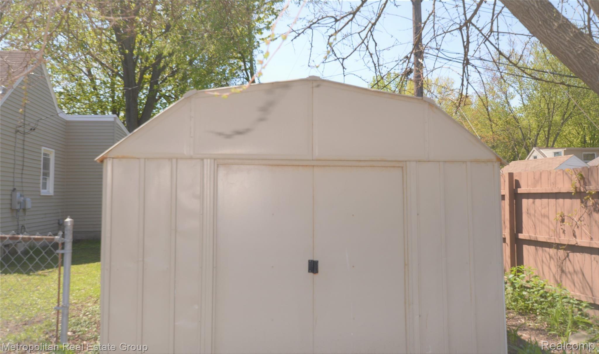 17910 Telegraph Road Romulus, MI 48174 - Photo 19 of 21 shed.jpg
